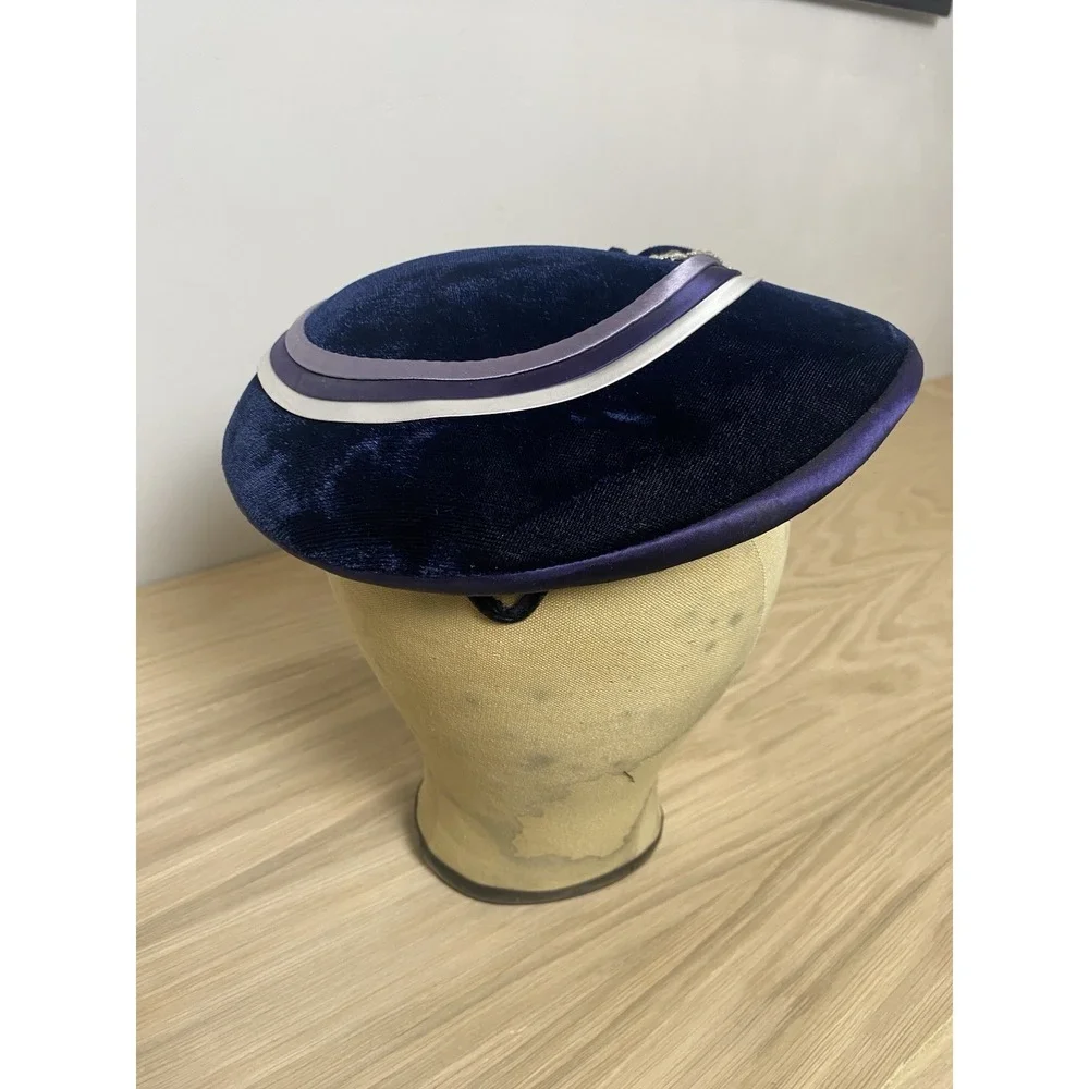 VTG Navy Blue Velvet Women's Hat With Satin Trim 40's/50's Rhinestone Bow EUC